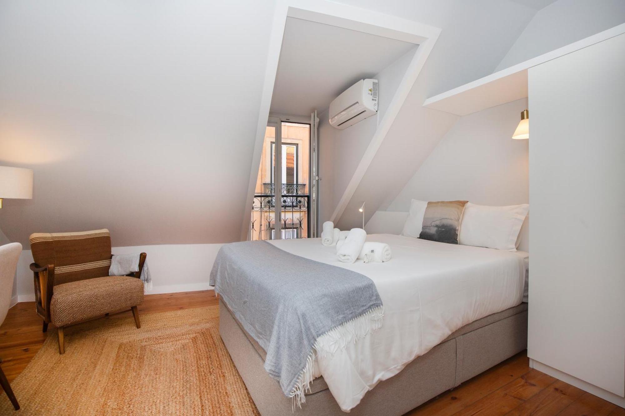 Апартаменты Live Like A Local @ Casa Da Esquina - Wifi & A/C Лиссабон Экстерьер фото
